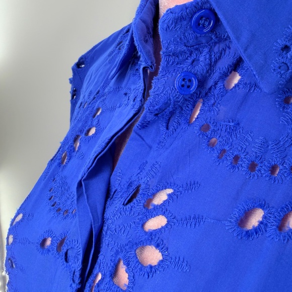 NWOT Zara Embroidered Eyelet Blouse - Picture 7 of 11